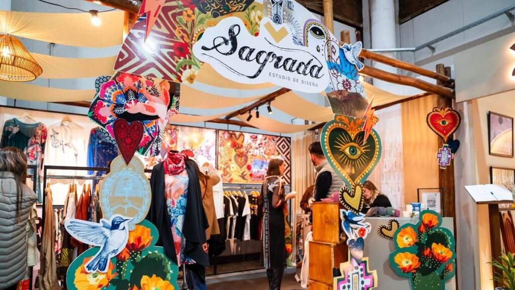 “Esta Sagrada Identidad”, cumple 10 años en El Poncho