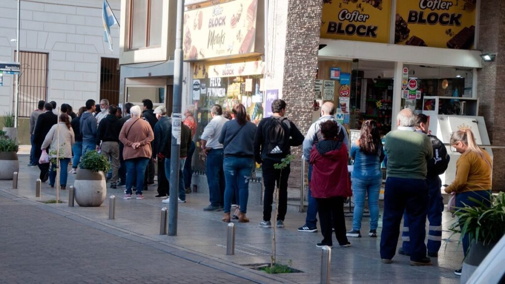 Preocupa en el comercio el nivel de endeudamiento y morosidad de consumidores