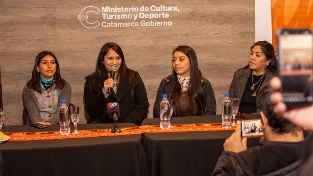 Presentaron la Fiesta Municipal del Tamal en Casa de la Cultura