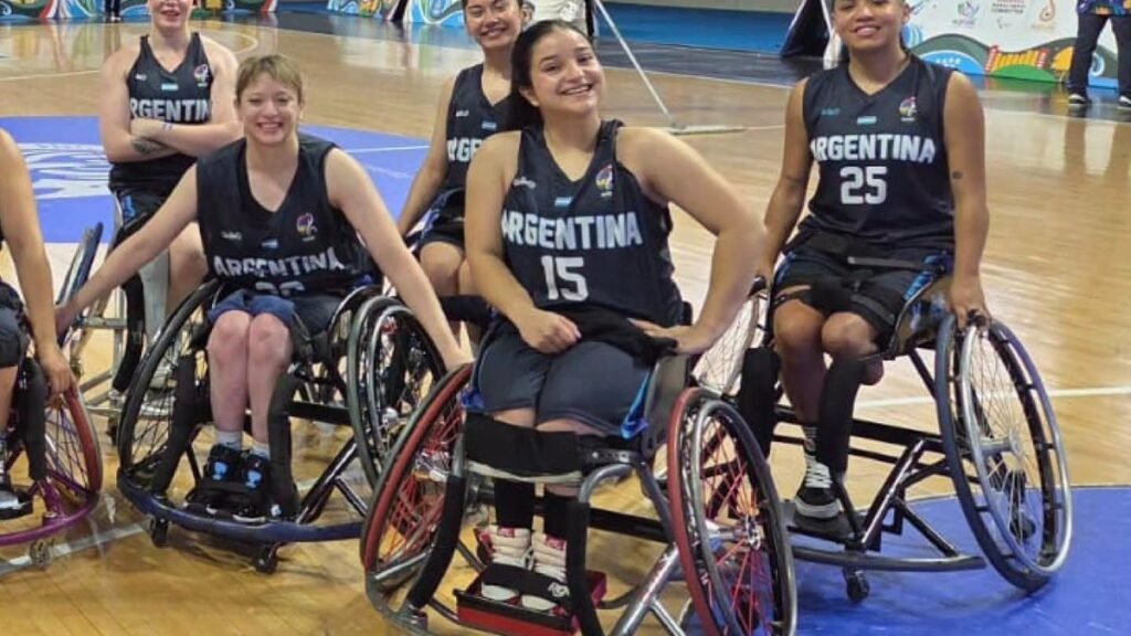 Lobas, subcampeonas de básquet en silla de ruedas