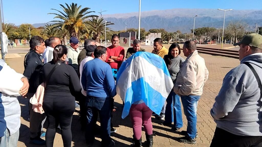 “Hay siete jerarquías de la Policía que hoy en día están cobrando lo mismo”