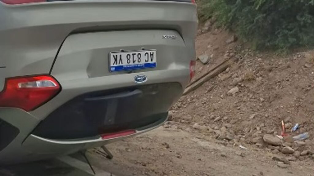 Llevaba 10 kilos  de hojas de coca  en el automóvil