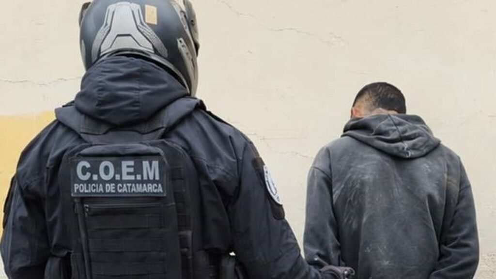 Demorado por agredir a un hombre con un palo