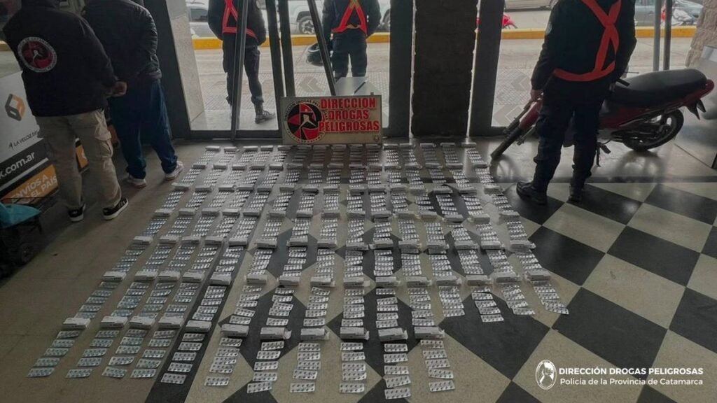 Secuestraron más de 6000 ansiolíticos y detuvieron a tres personas