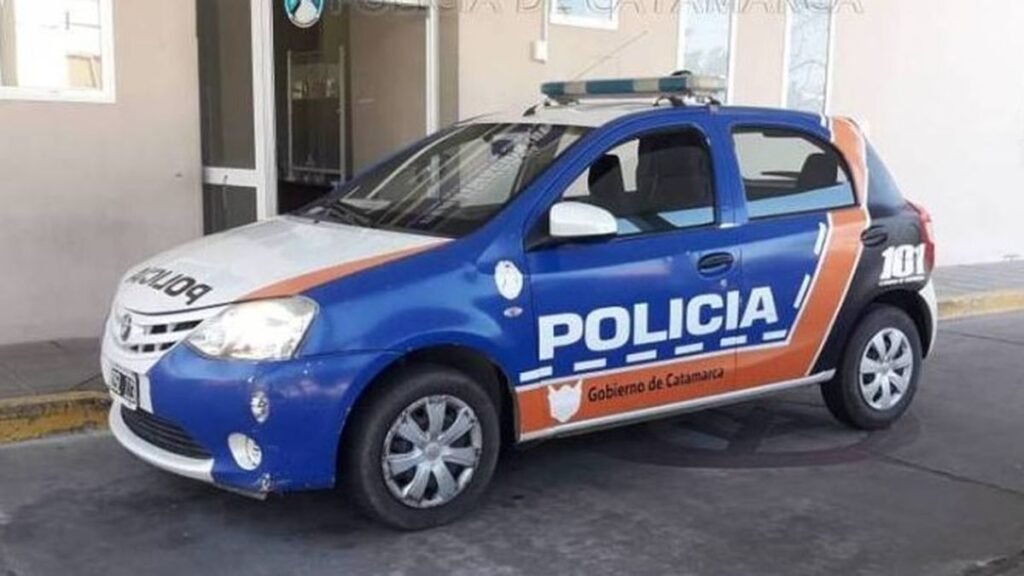 Ciclista chocó a un  policía, intentó escaparse  y luego fue arrestado
