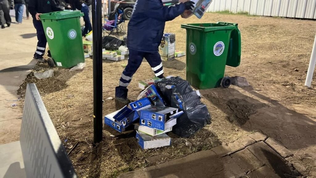 150 personas trabajaron en la limpieza de todo el Predio Ferial