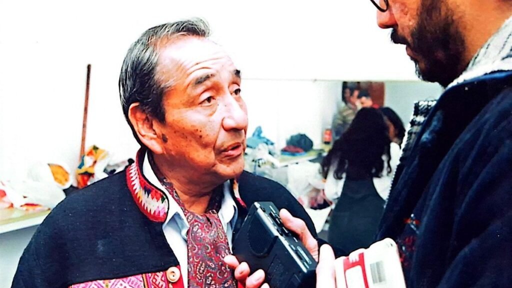Algo de memoria, como testigo y parte de un Poncho que se agigantó Algo de memoria, como testigo y parte de un Poncho que se agigantó