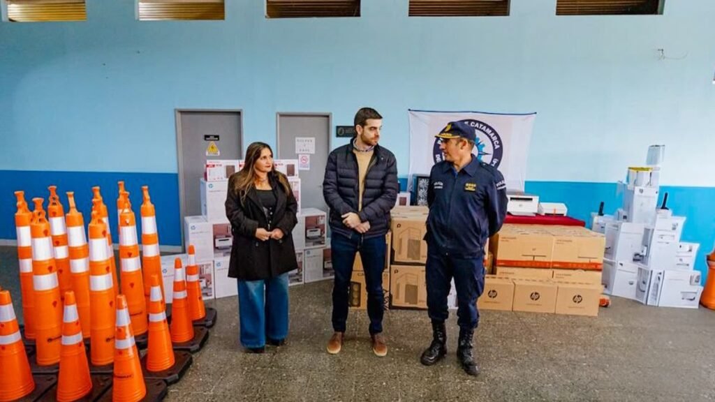 Incorporan equipamiento tecnológico y de seguridad para fortalecer las comisarías