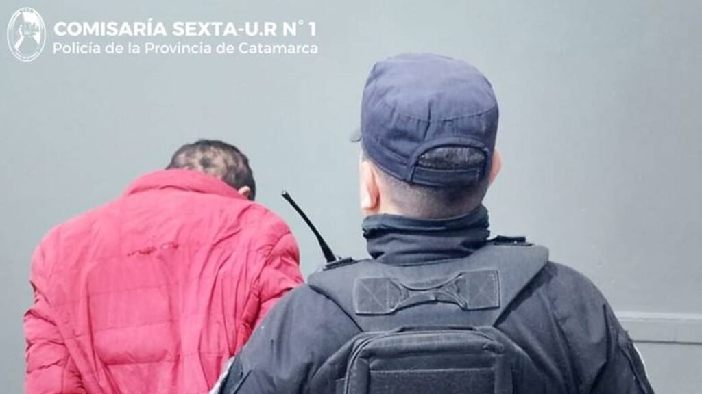 Arrestaron a un hombre acusado de intentar agredir a su madre de 74 años