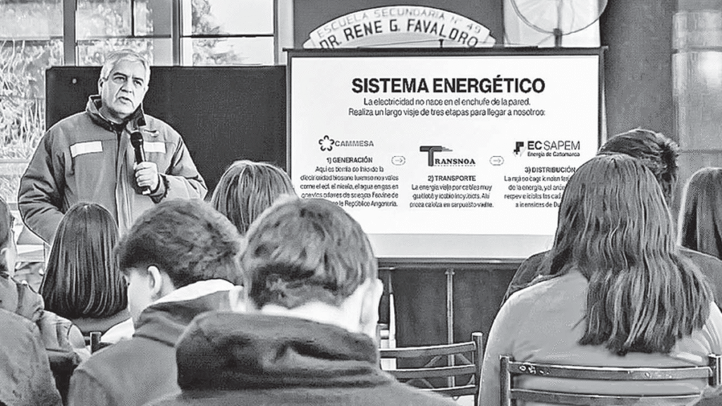 Charlas sobre consumo eficiente y seguridad eléctrica.
