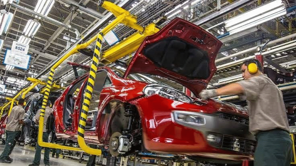 La producción de vehículos cerró el semestre con una fuerte caída interanual del 18,3%