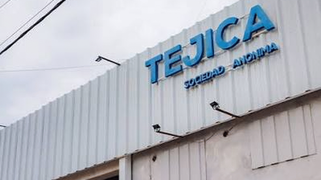 Tejica despidió a ocho trabajadores y el gremio llevará el caso a la Justicia