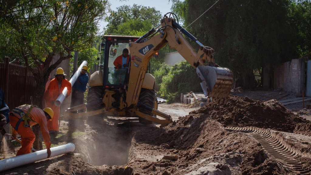 La obra cloacal avanza en Valle Viejo con cinco frentes de trabajo