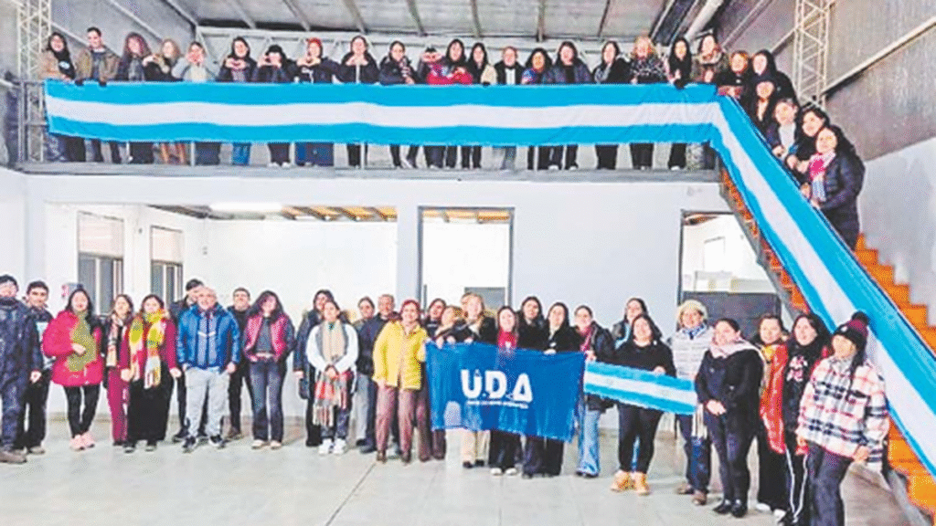 “Necesitamos formarnos para aplicar la IA en el aula porque llegó para quedarse”