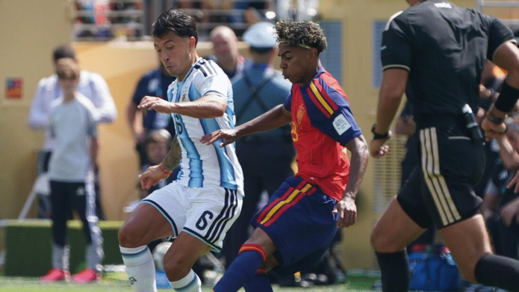 Argentina y España igualan sin goles al término de la primera etapa