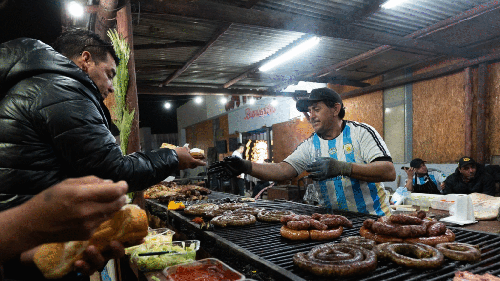 Los sabores del Poncho: gastronomía para disfrutar desde el mediodía hasta la madrugada