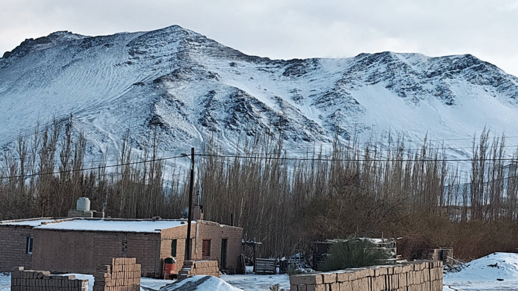Ola polar en la Puna: la nieve cubrió Antofagasta de la Sierra