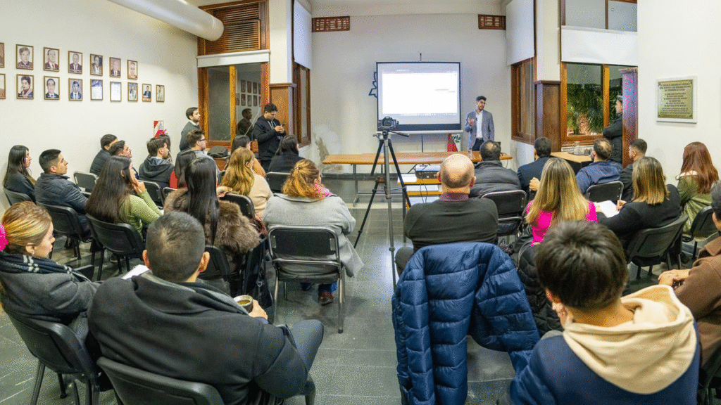 Con amplia participación, el Colegio de Abogados avanzó con la capacitación sobre constitución de sociedades