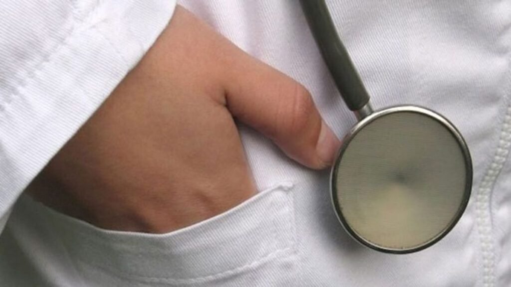 Médicos del NOA advirtieron sobre la crisis de las obras sociales y el PAMI