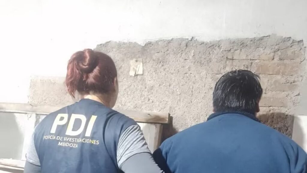 Un chico de 15 años fue asesinado  a machetazos y puñaladas