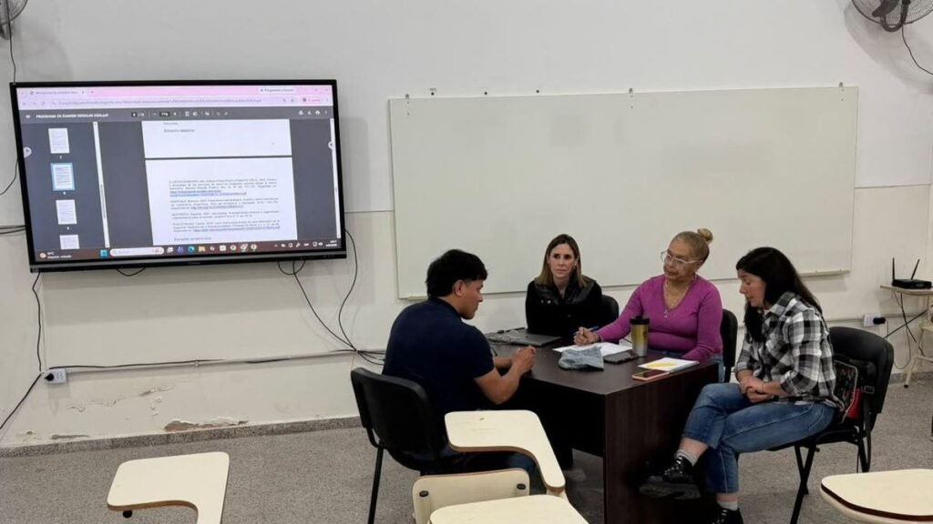 Estudiantes de la primera cohorte de Medicina rindieron finales