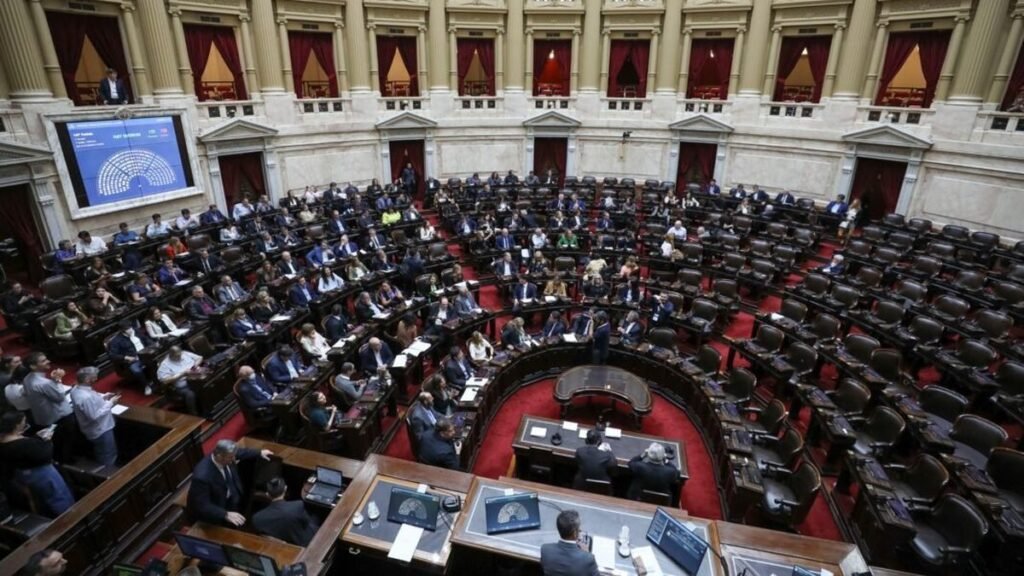 LLA convocó comisiones para bajar la próxima sesión LLA convocó comisiones para bajar la próxima sesión