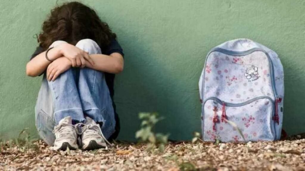 Una ordenanza se refirió a los toques de manos y de cabezas