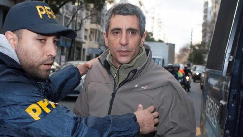 Un exdirectivo de Techint confirmó que entregó paquetes con dinero a Baratta