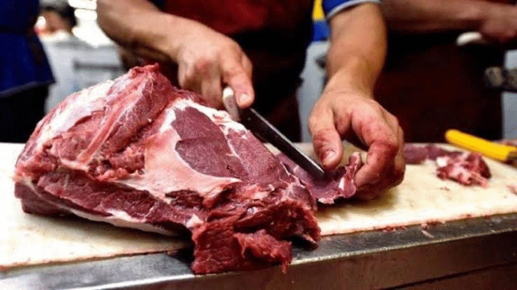 Cada vez se come menos carne: el consumo podría caer 25% hacia fin de año Cada vez se come menos carne: el consumo podría caer 25% hacia fin de año