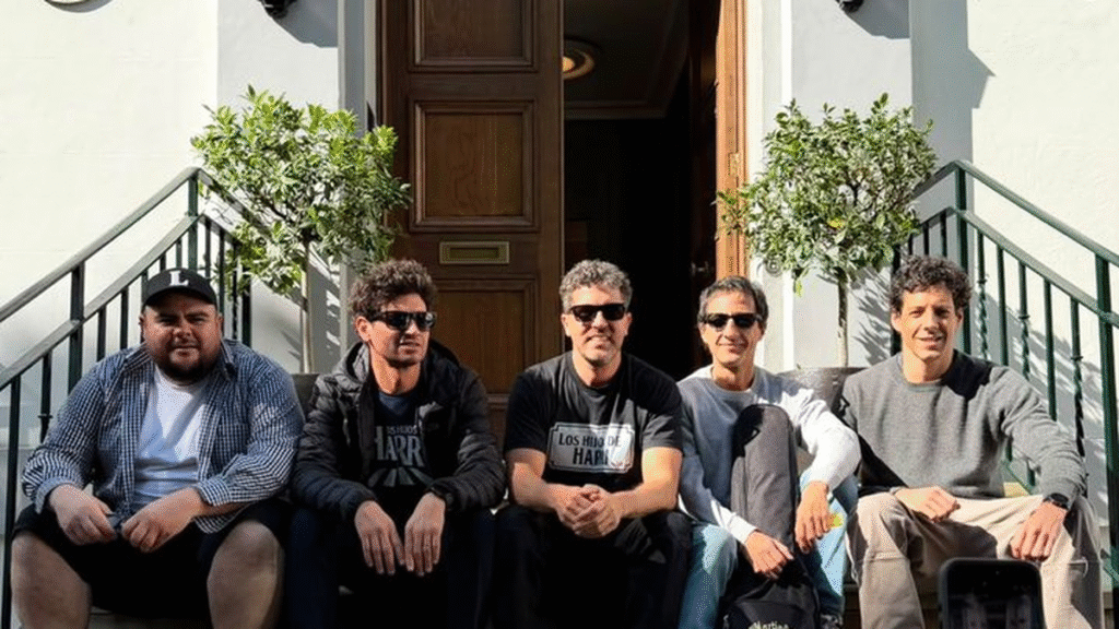 “Liverpool es una fantasía”: la vivencia de Los Hijos de Harri en el circuito histórico de The Beatles