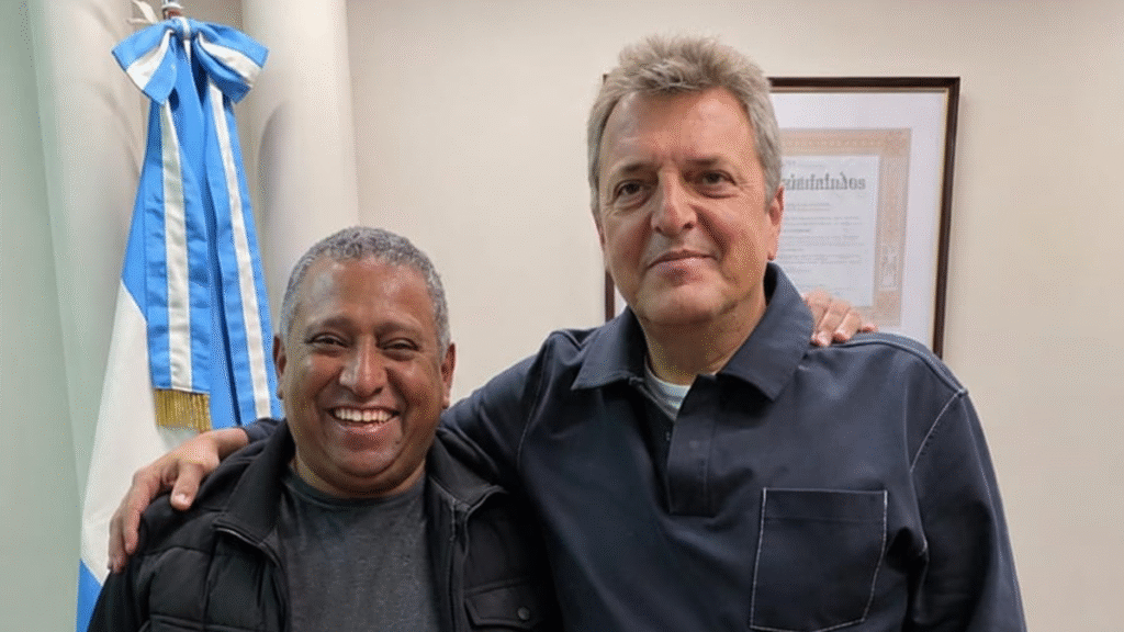 Cusipuma se reunió con Massa y destacó el crecimiento del litio en Antofagasta de la Sierra Cusipuma se reunió con Massa y destacó el crecimiento del litio en Antofagasta de la Sierra