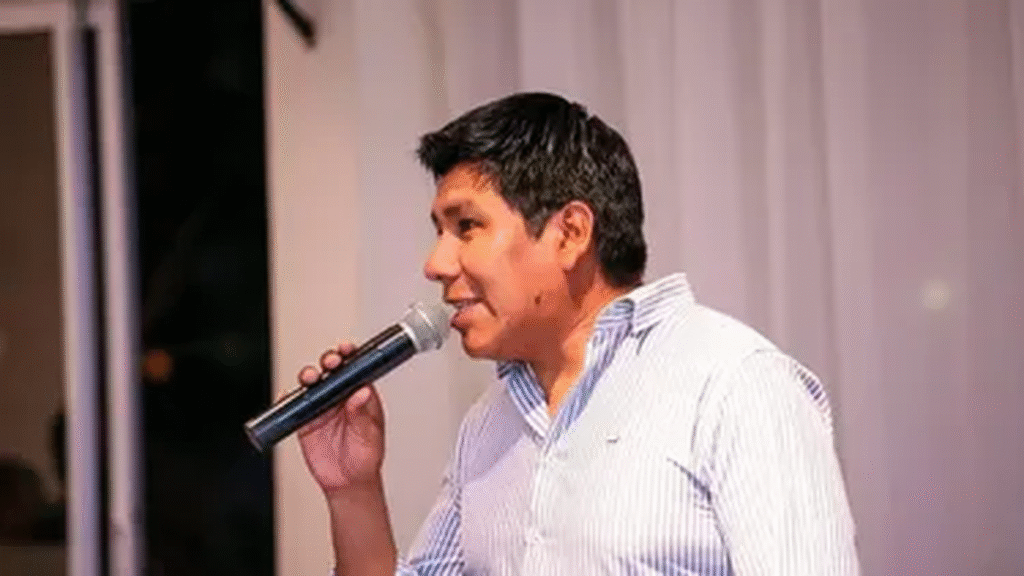 Úsqueda pidió alivio en las tarifas de energía y defendió los viajes al exterior de funcionarios