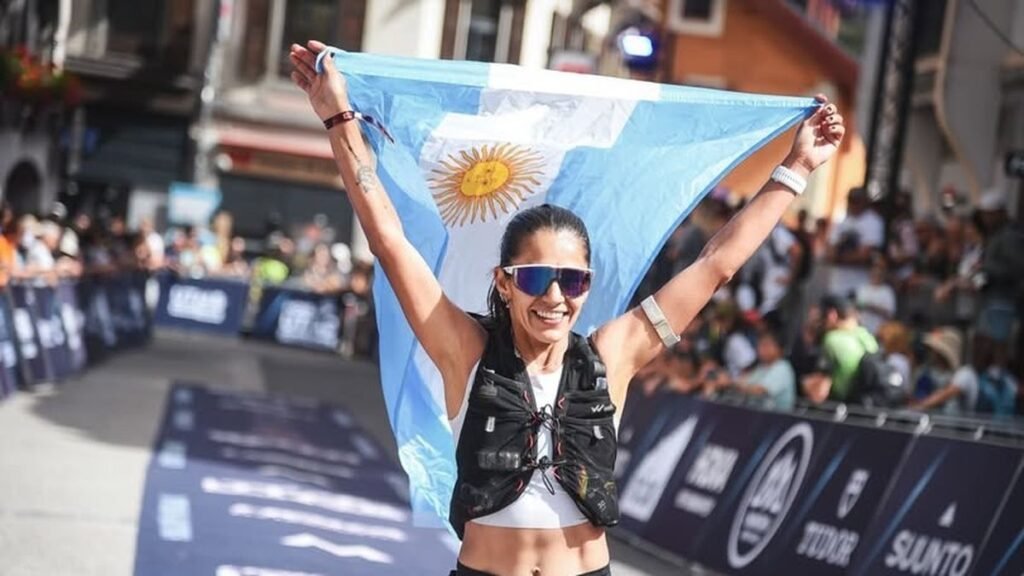 Anabel Oviedo brilló en Francia: logró el 3.er puesto en su categoría en la OCC Mont Blanc Anabel Oviedo brilló en Francia: logró el 3.er puesto en su categoría en la OCC Mont Blanc
