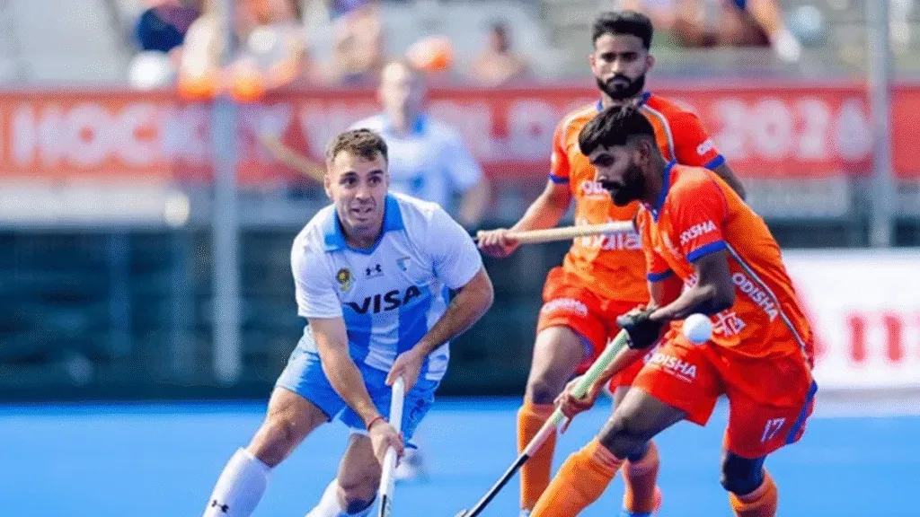 Los Leones le ganaron 5-3 a India y quedaron muy cerca de la clasificación a las semis