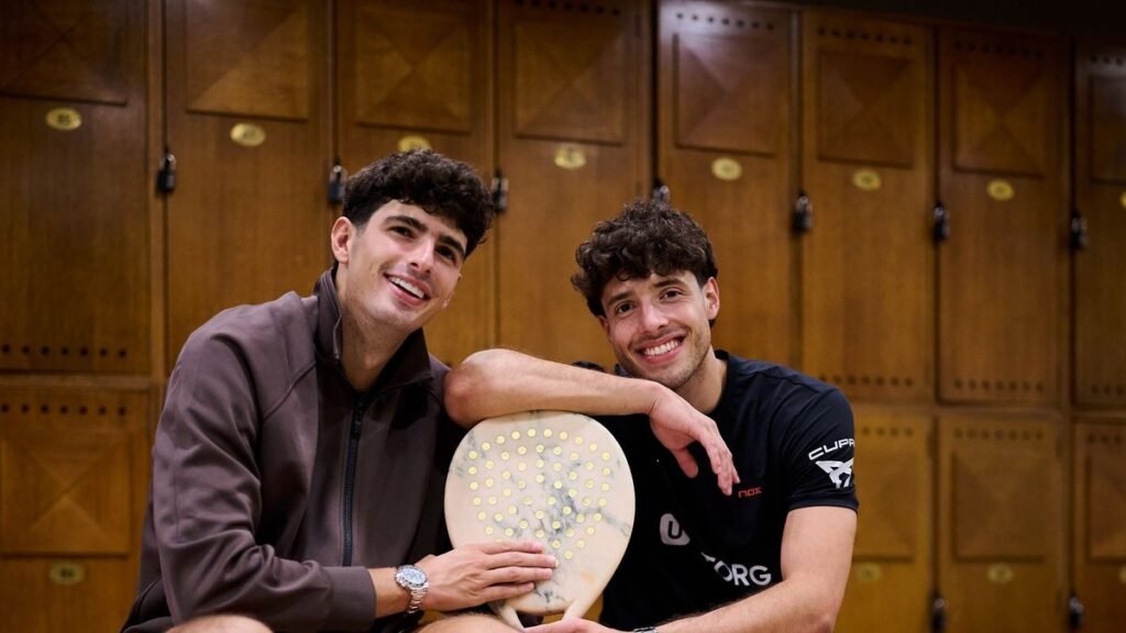 Tapia y Coello lograron su cuarto torneo consecutivo en París Tapia y Coello lograron su cuarto torneo consecutivo en París