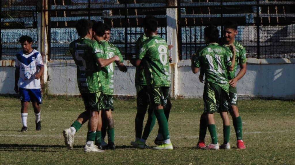 Victorias de Defensores de Esquiú y San Martín