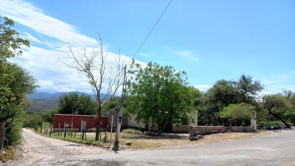 Vecinos de Pomancillo reclaman por el servicio de colectivos Vecinos de Pomancillo reclaman por el servicio de colectivos