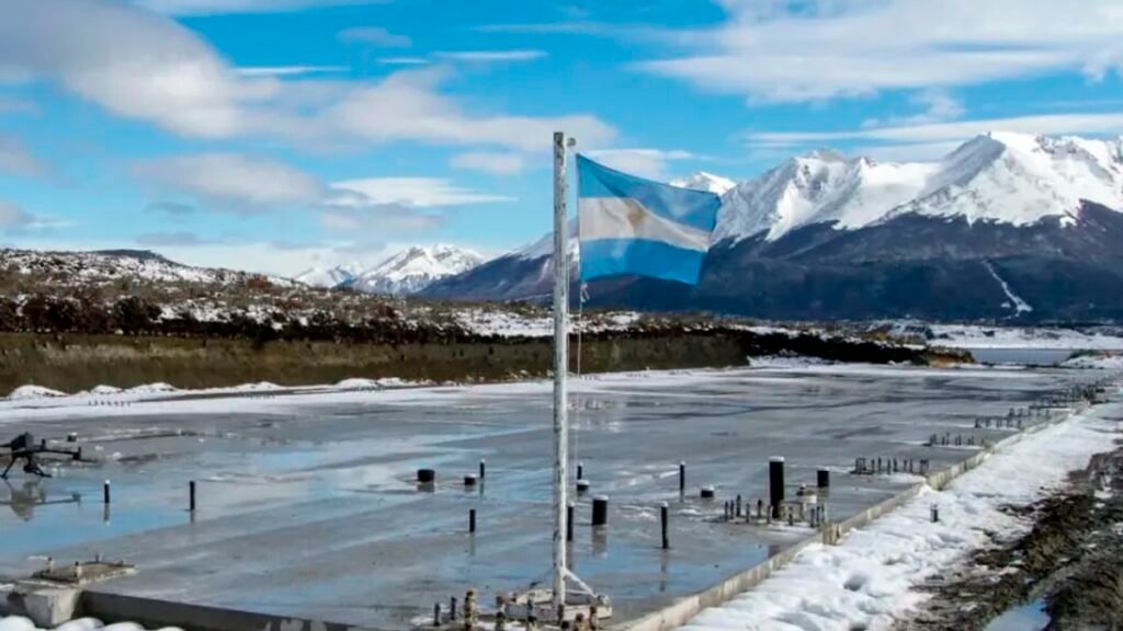 El Gobierno destinará 0.000 millones a la Base de Ushuaia