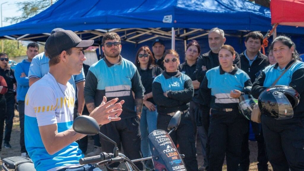Instructores de motos de toda la provincia se capacitaron en la Capital