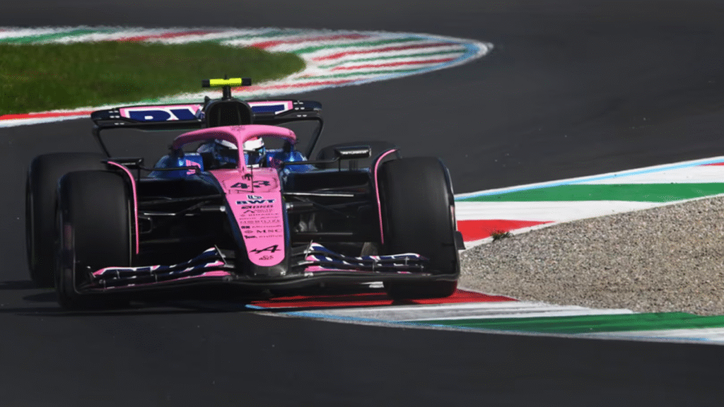 Colapinto abandonó el GP de Azerbaiyán tras un fuerte choque con Gasly y Norris