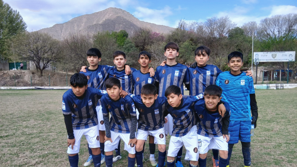 Andalgalá sacó ventaja ante Tinogasta en la Sub 13