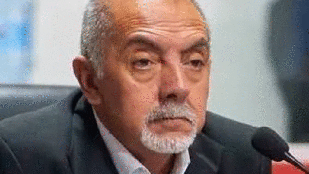 Franklin Medina explicó su voto a favor del veto y defendió el beneficio para los empleados municipales