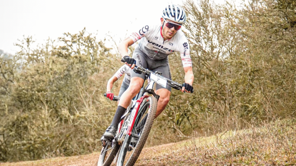 Histórica medalla de oro para Argentina: Fernando Contreras ganó la final de Mountain Bike