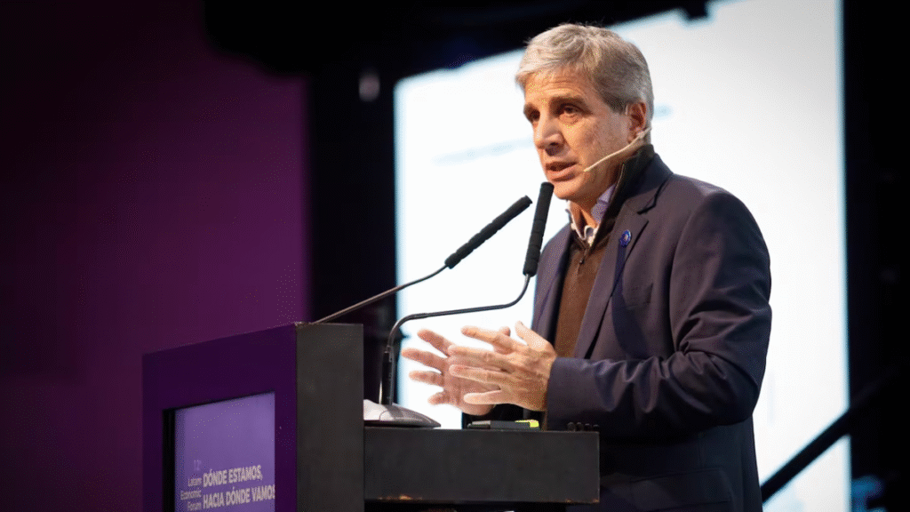 Polémica porque Caputo coló en el Presupuesto beneficios impositivos para los concesionarios de las rutas
