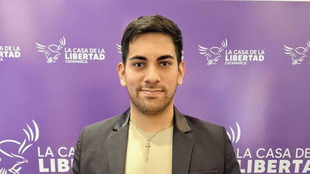 Críticas del libertario Aibar Quintar