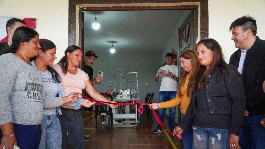 Impulso al empleo sustentable en Tapso desde el sector textil