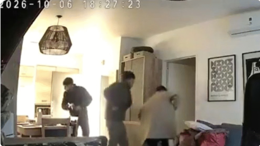 Desvalijaron un departamento y quedaron filmados