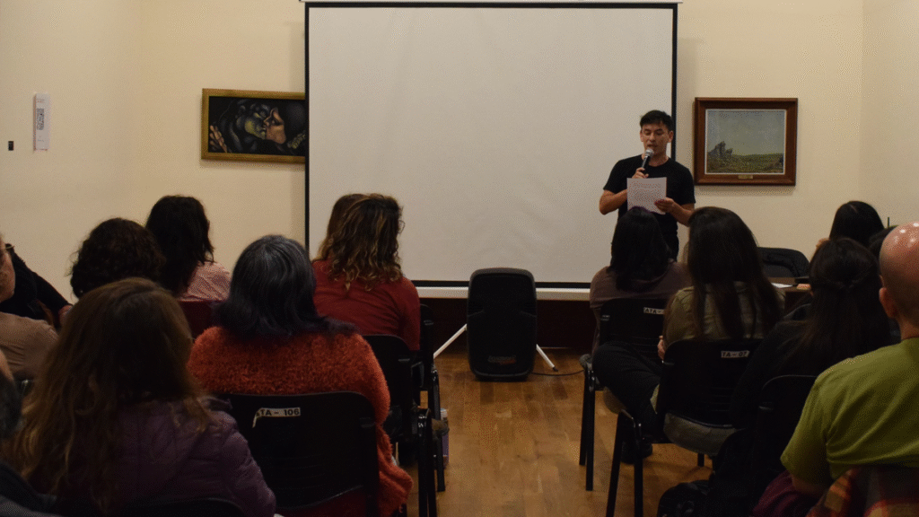 Crónicas Catuchas reunió diez historias en una lectura pública en CATA Crónicas Catuchas reunió diez historias en una lectura pública en CATA
