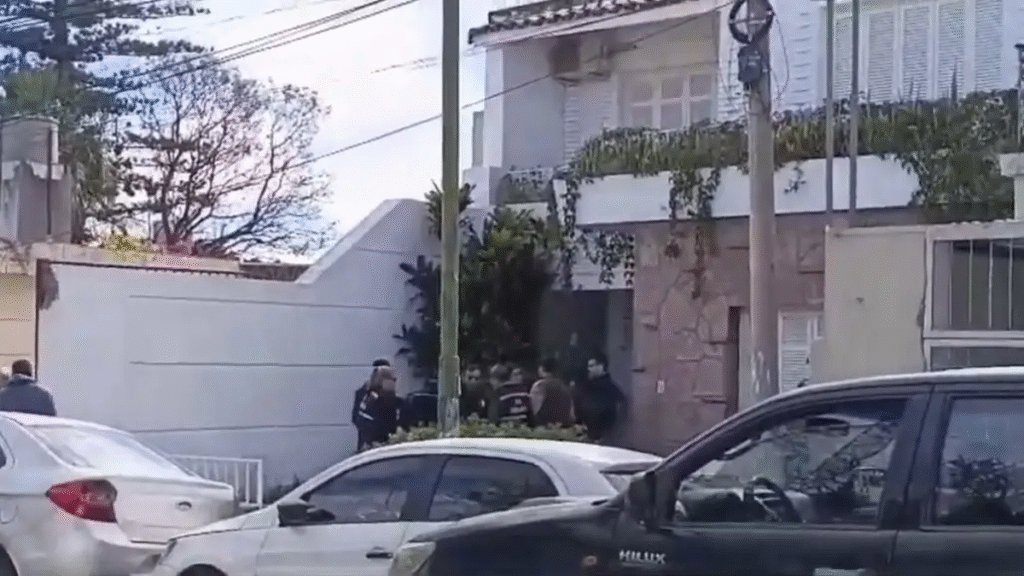 Investigan un robo en la casa del padre del secretario de Seguridad